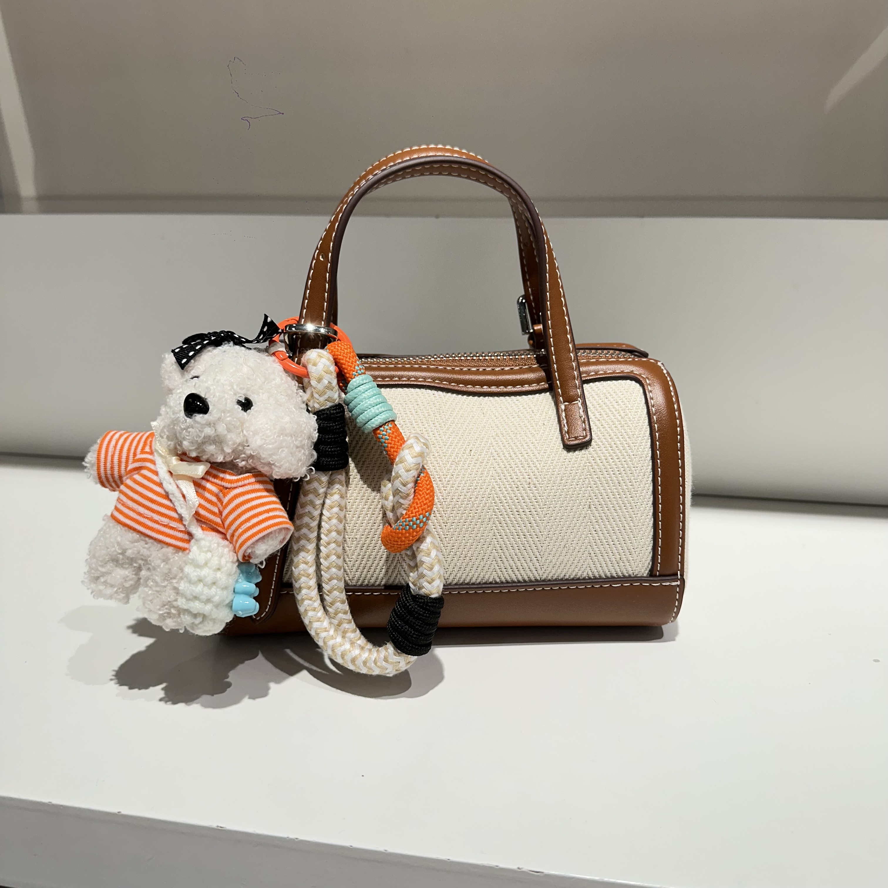 新款时尚帆布条纹手提枕头包百搭通勤软皮斜挎包休闲女包简约潮包