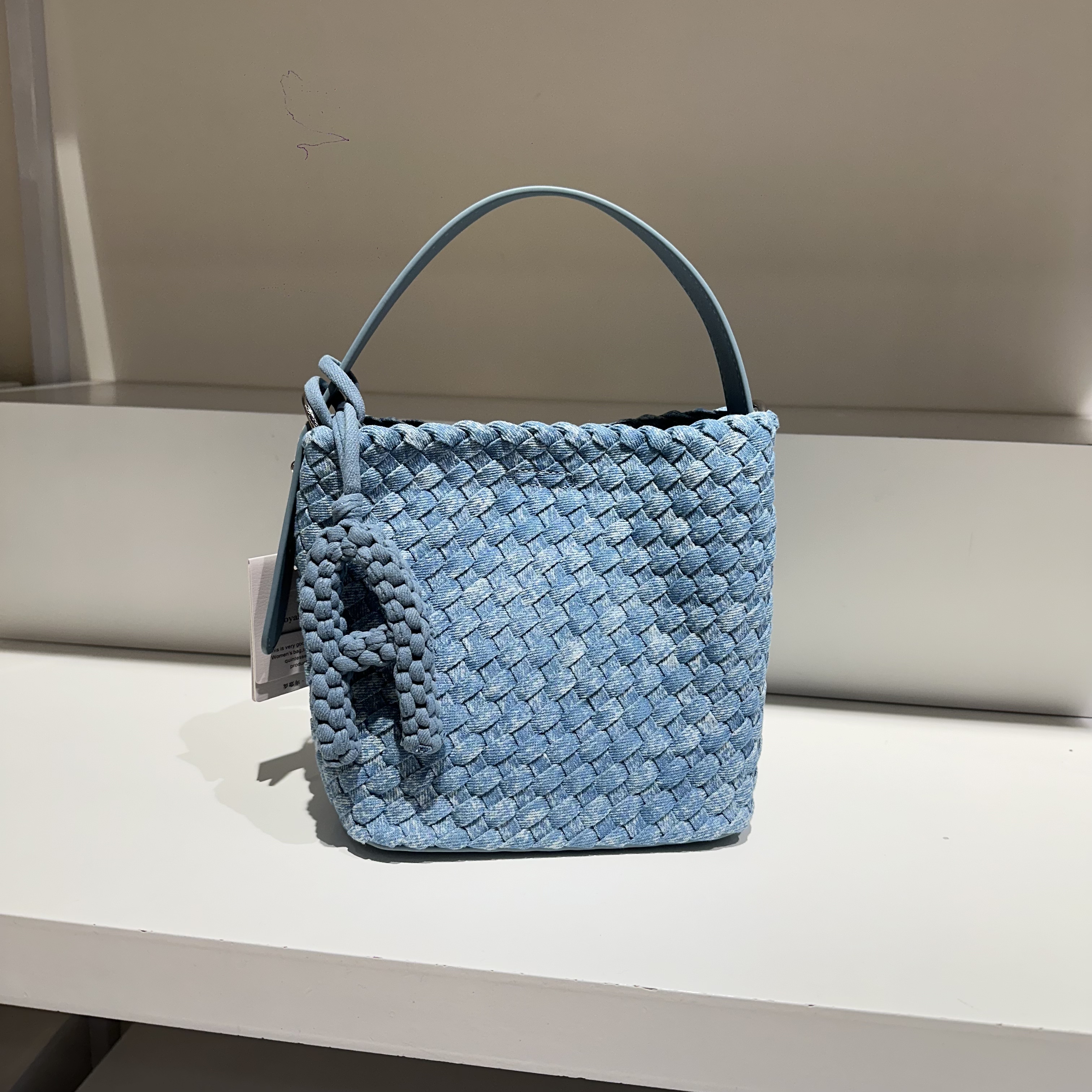 新款时尚编织水桶包大容量手提时髦百搭休闲洋气包子母包女斜挎包
