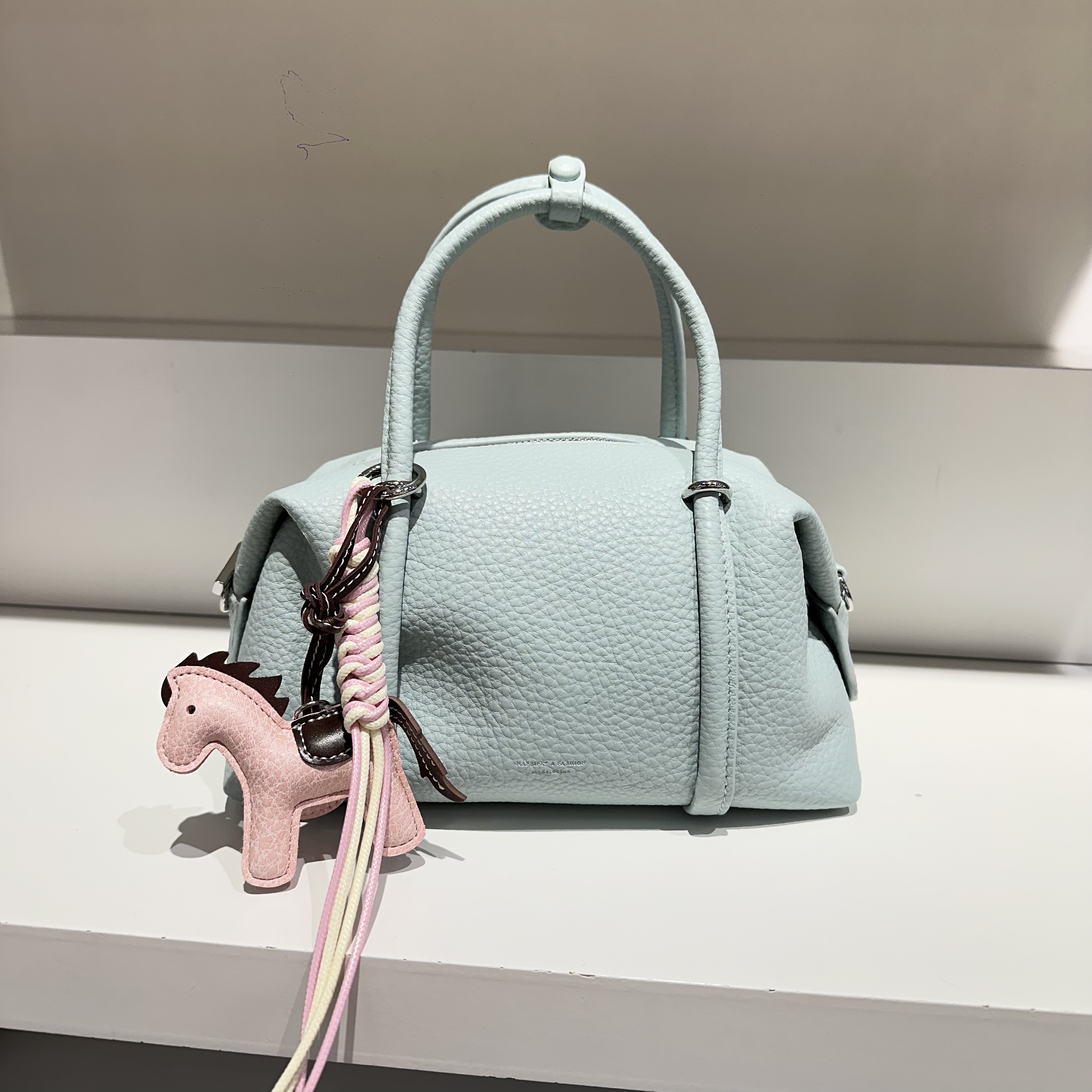 新款时尚手提大容量轻便枕头包百搭通勤软皮斜挎包休闲女包韩版包