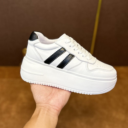 真皮透气增高小白鞋2024新款女鞋