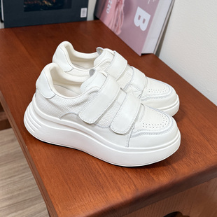 超轻真皮平增高5cm厚底松糕小白鞋魔术贴百搭女款2026新款春款