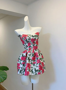 纯欲风原创日式印花玫瑰抹胸花苞立体蓬蓬包臀裙连衣裙女夏