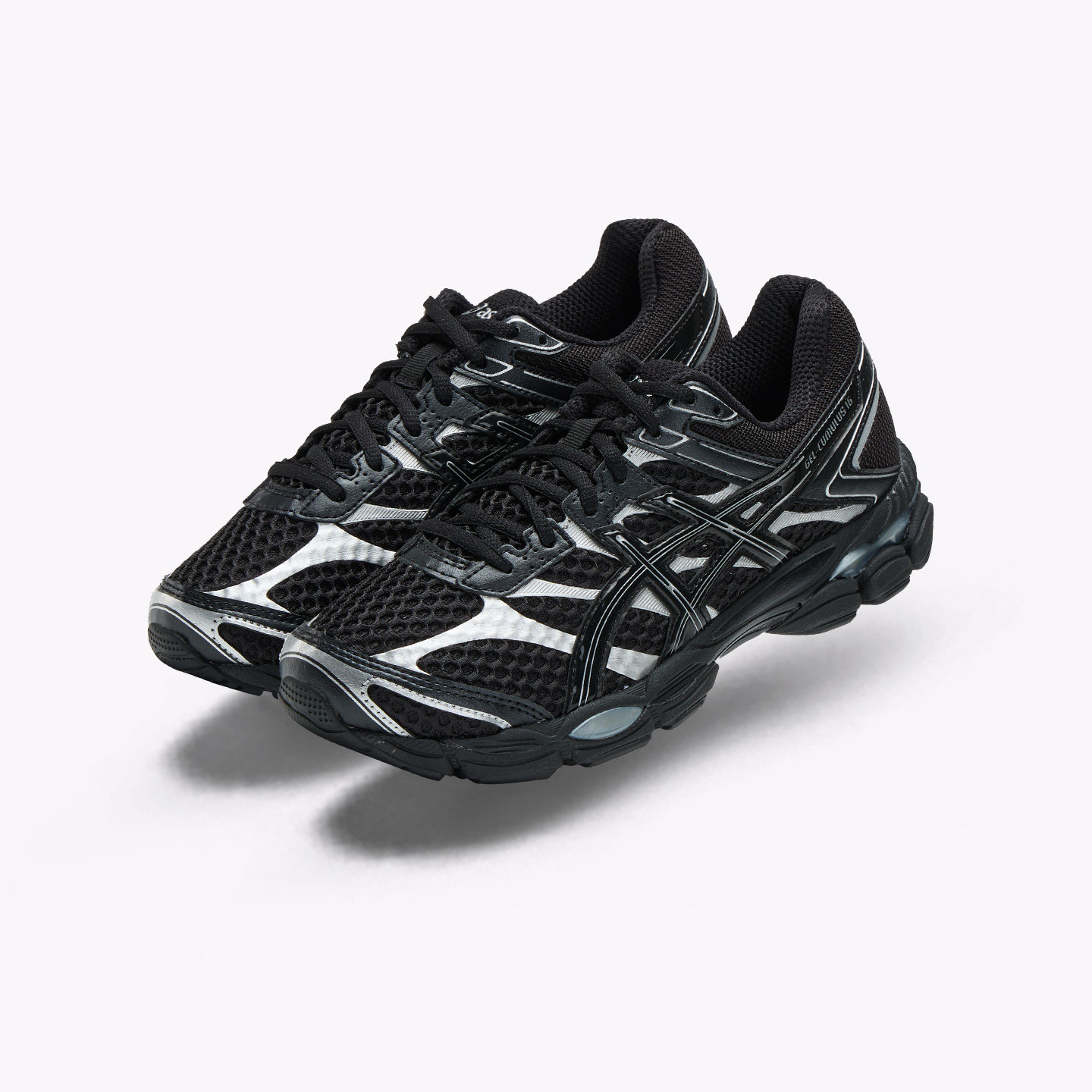 ASICS/亚瑟士 Gel-Cumulus16舒适男女黑白经典缓震休闲鞋1203A733