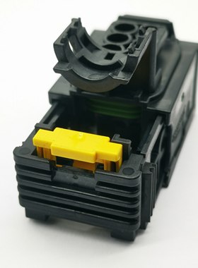 2507058703车用连接器护套插接件胶壳13719697全新优质外壳现货