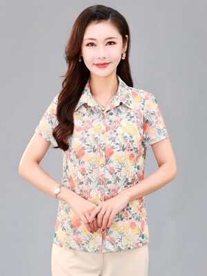 雪琳儿时尚短袖修身上衣