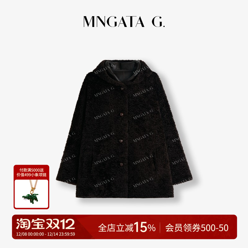 MNGATA G.宫小妍暖冬法国进口小美皮毛一体双面穿连帽外套5091770