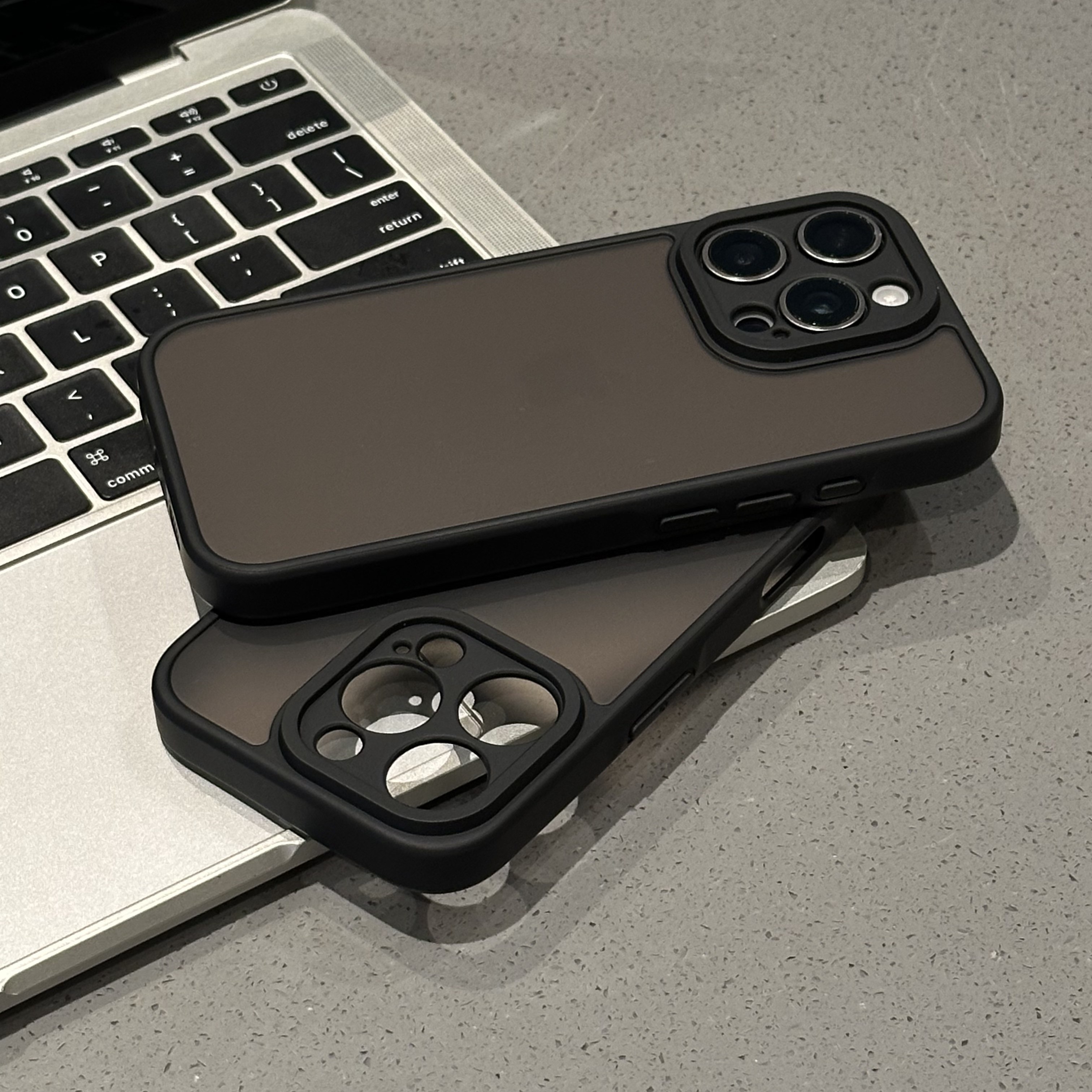 磨砂肤感黑适用苹果16promax手机壳iphone14pro新款17极简13简约12保护套15promax全包11防摔15plus男生个性