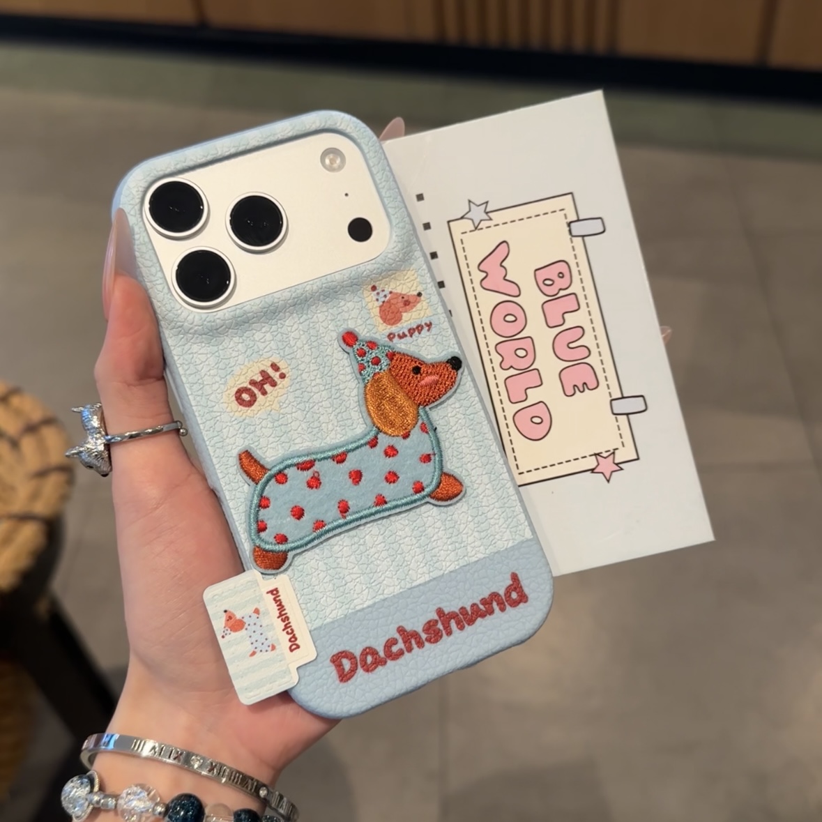 可爱腊肠狗刺绣贴手机壳防摔