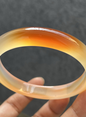 天然原矿马料高冰玛瑙玉髓一口糖63口径