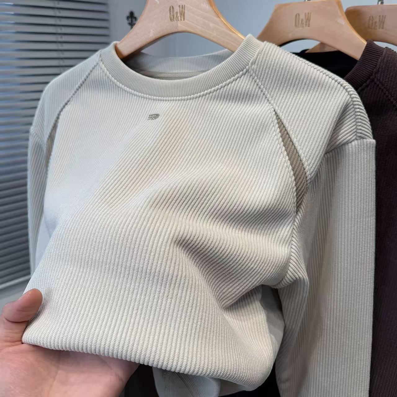 秋冬新款拼接圆领卫衣男士潮流休闲宽松上衣百搭加绒打底衫衣服男