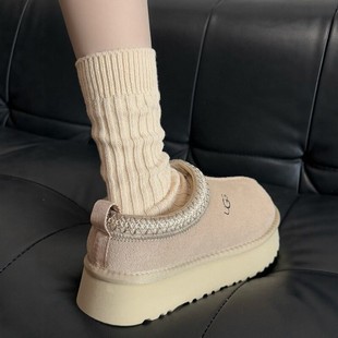 和雪地靴很配的粗线袜子！真的显腿细~很慵懒耶~粗线双针超级暖和