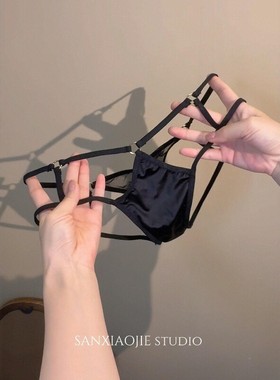 Wow！姐妹们黑色也太好看了！性感镂空提臀低腰细带内裤三角裤女