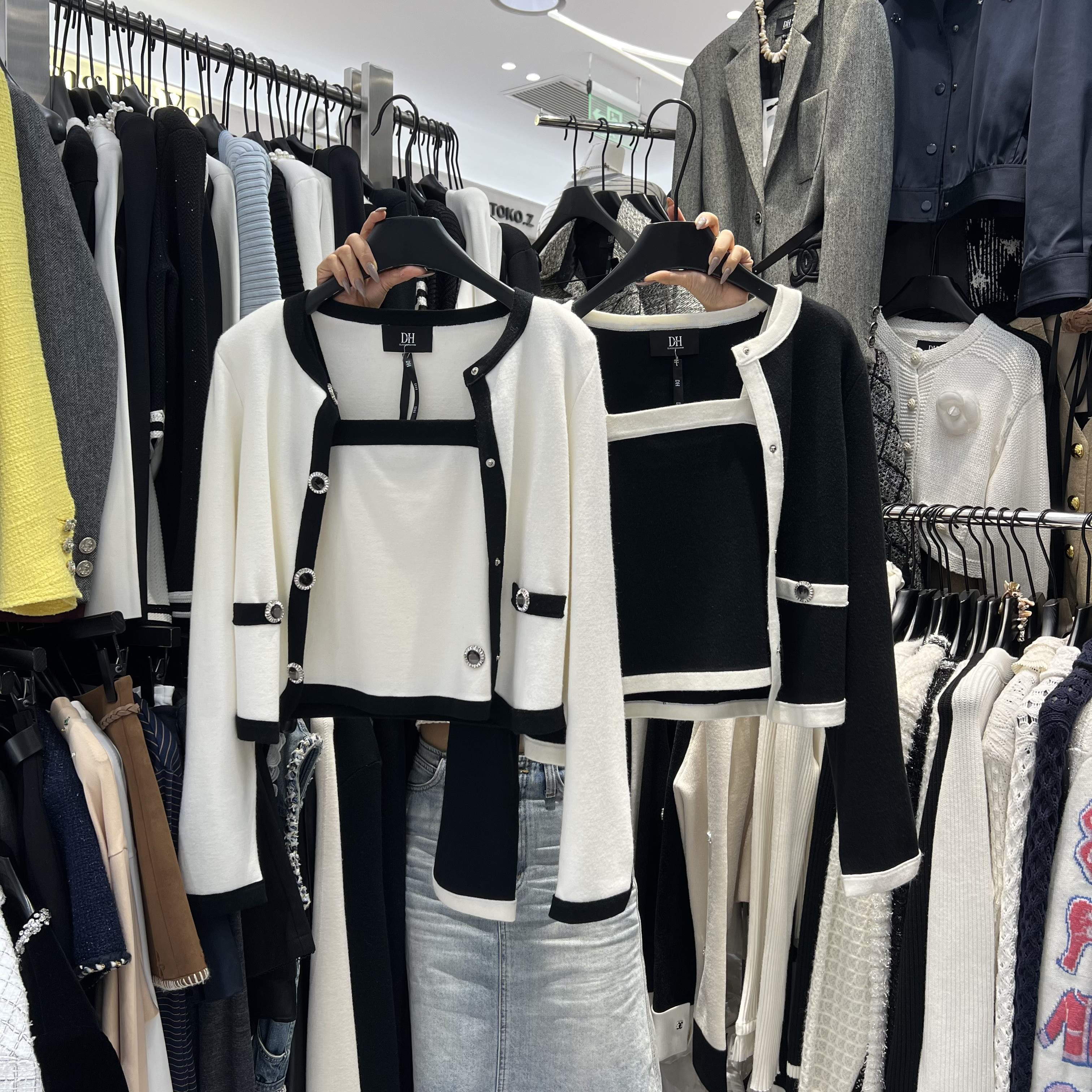 DH针织单排扣时尚套装