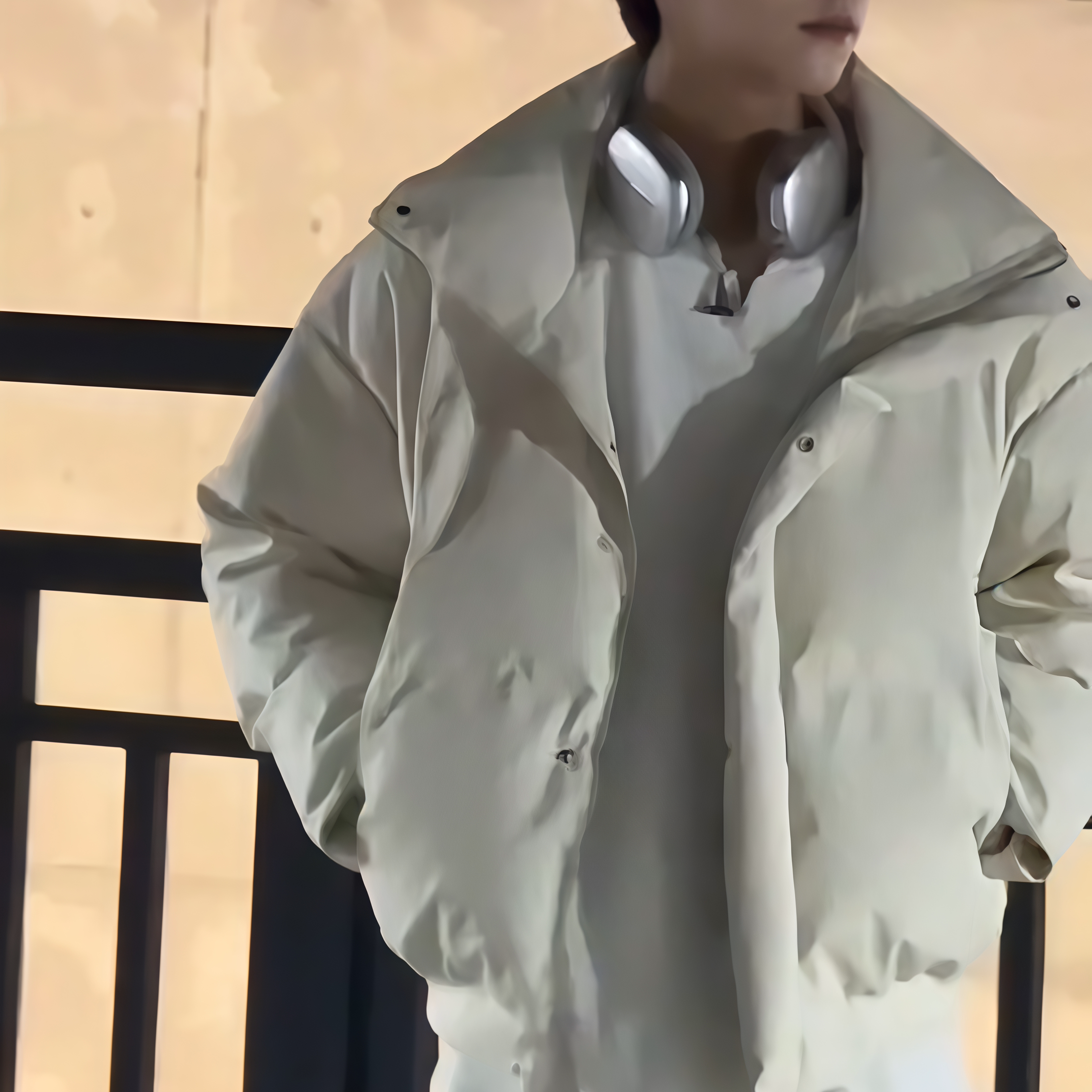 美式潮牌pu皮米白色短款棉服