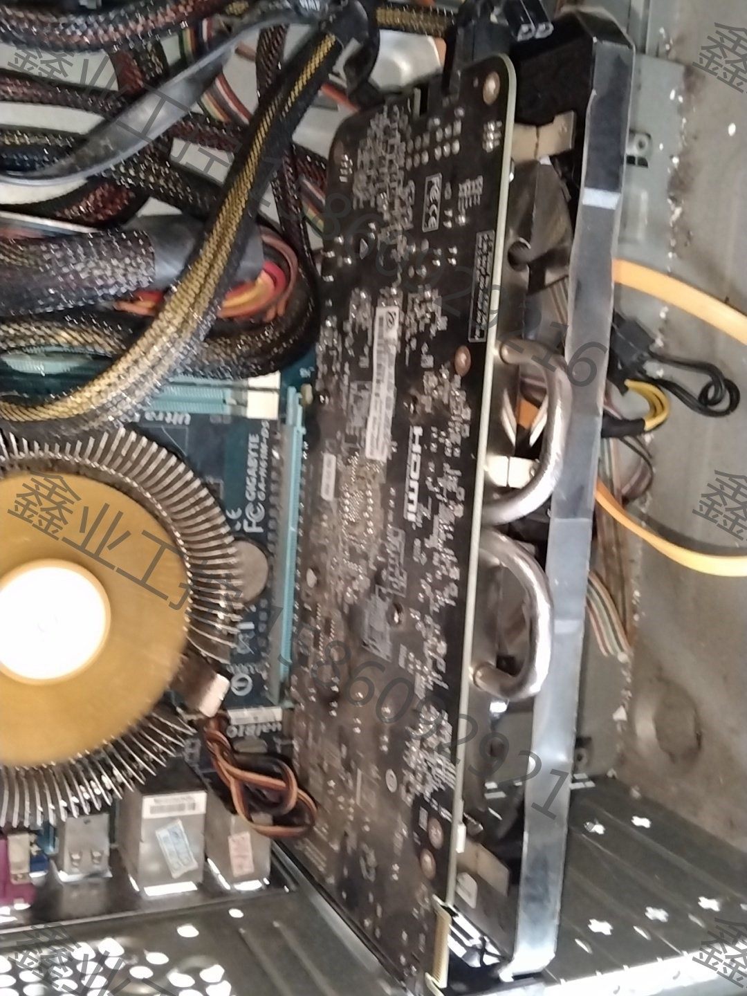 xfx讯景r9 370x 4g显卡.拆机卡,单6p独立供电已