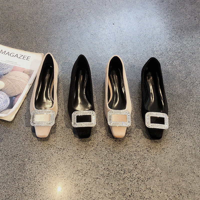 法式丝绒面水钻扣气质晚晚鞋2026年春季新款方头浅口粗跟职业单鞋