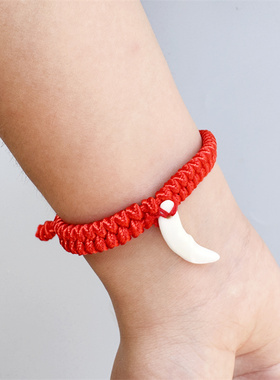 宝宝防夜闹平安手链朱砂桃木手串黑狗牙猪惊骨红绳脚链