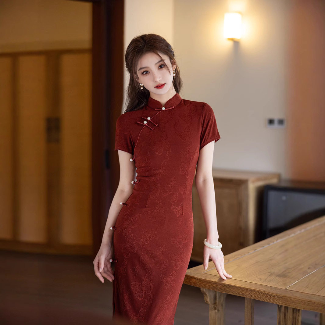 敬酒服旗袍2025红色新款改良敬酒礼服新娘夏季订婚日常中式连衣裙