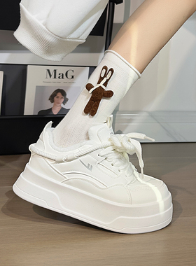 回力女鞋冬季加绒厚底小白鞋女新款爆款百搭保暖二棉鞋休闲板鞋子