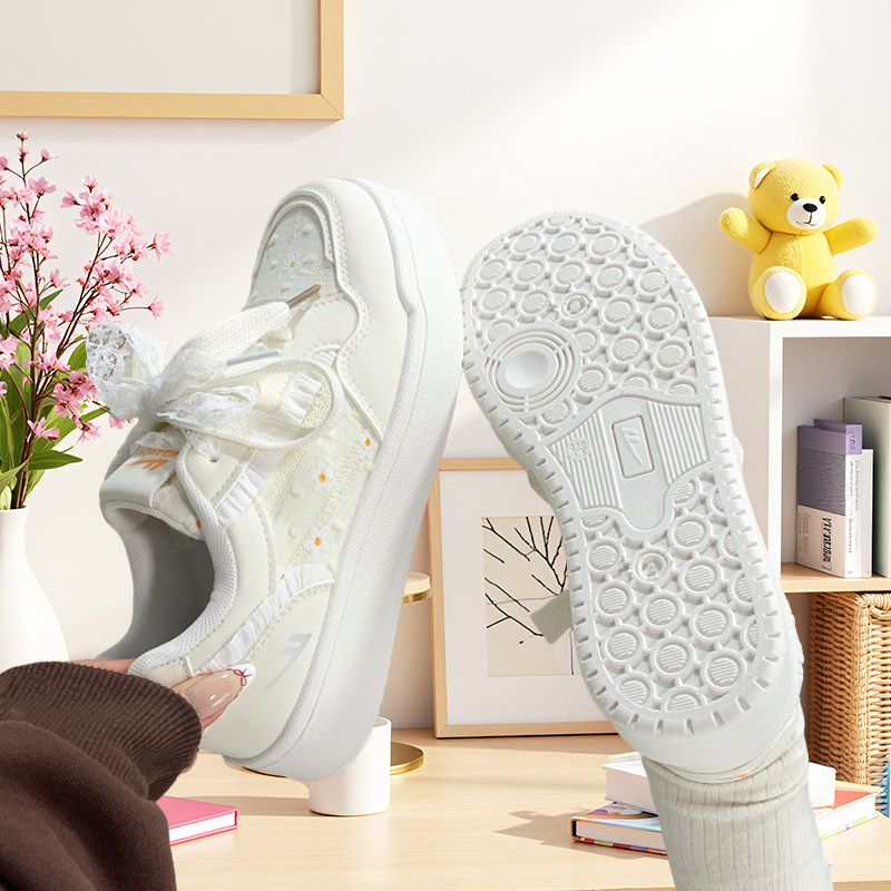 回力小雏菊爆款厚底小白鞋女鞋百搭增高轻便休闲鞋子学生增高板鞋,女鞋,休闲板鞋,淘宝优惠券,粉丝福利购,淘宝优惠卷