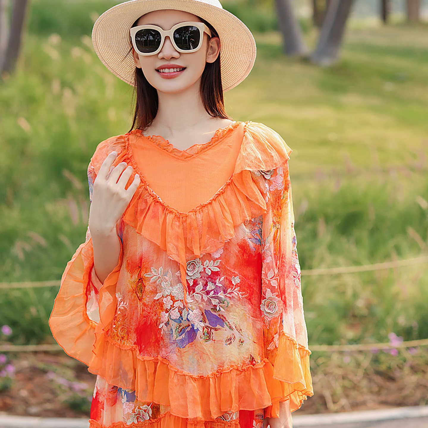 桑蚕丝连衣裙女中年妈妈高级感轻奢百搭印花时尚上衣背心裙两件套