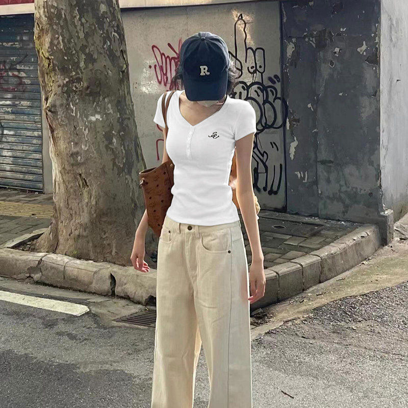 设计感小众正肩V领纯棉短袖T恤女夏美式辣妹短款高腰修身显瘦上衣