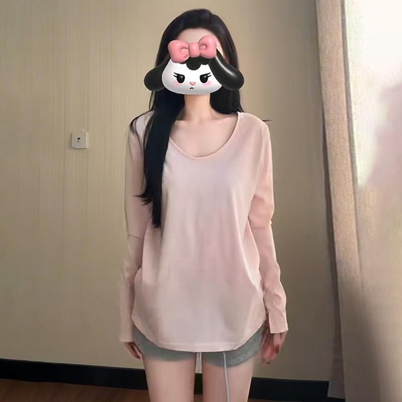 宽松百搭V领宽松长袖T恤女