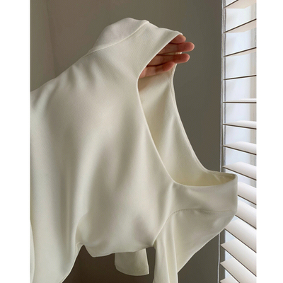 设计感方领短款紧身长袖T恤