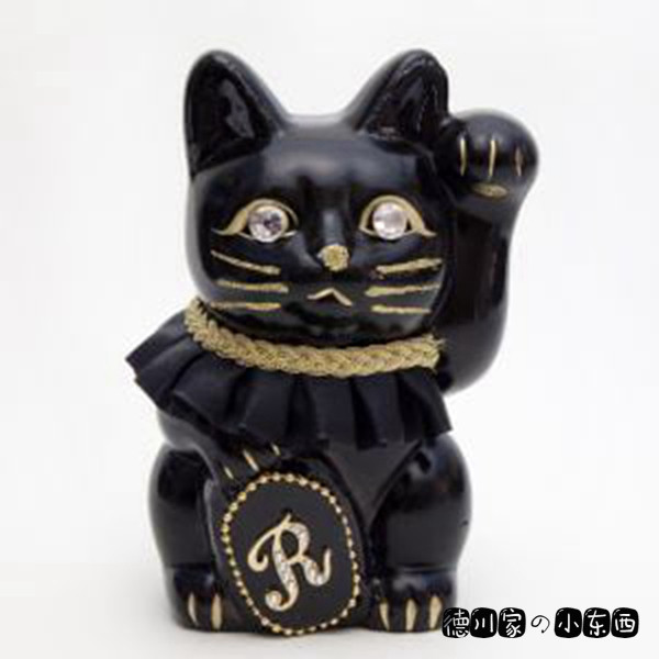 日本代购 趣味招财猫 黑色 百褶领 字母 右手上 好运招福 摆件