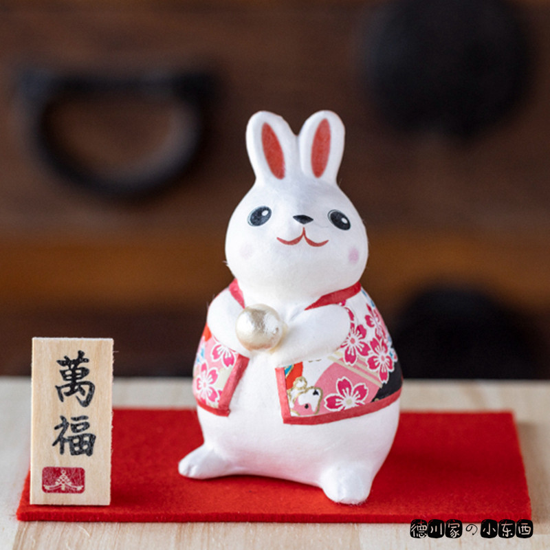 日本代购 匠人手工 和纸 捧宝珠的兔子 可爱 和风 和纸 工艺 摆件