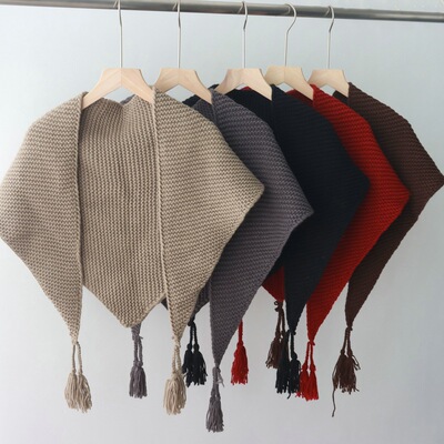 2025文艺针织流苏三角巾披肩女春夏季时尚百搭潮小坎肩高级感外搭