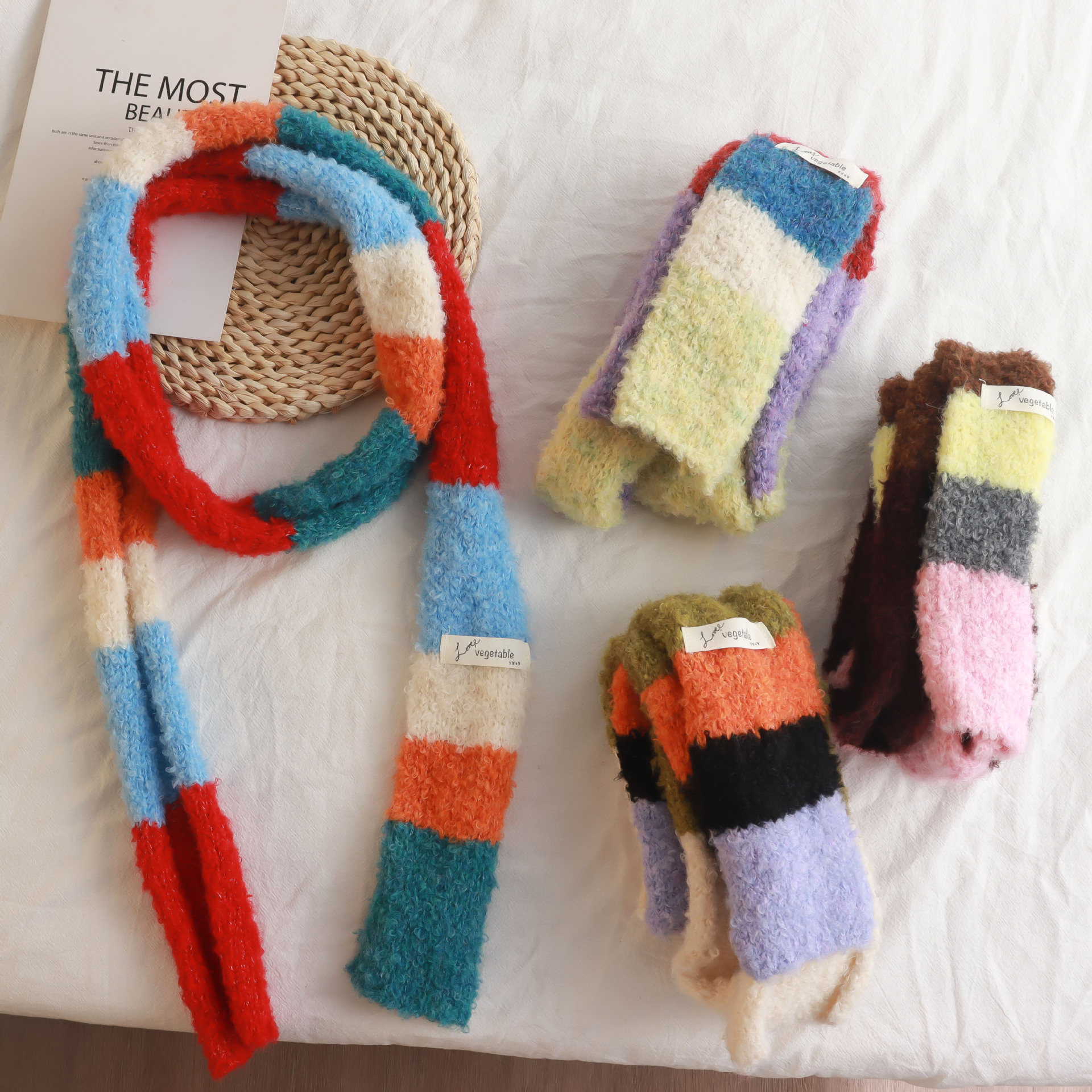 2025新款多巴胺针织腊肠撞色y2k小围巾细围脖时髦单品秋冬搭配潮