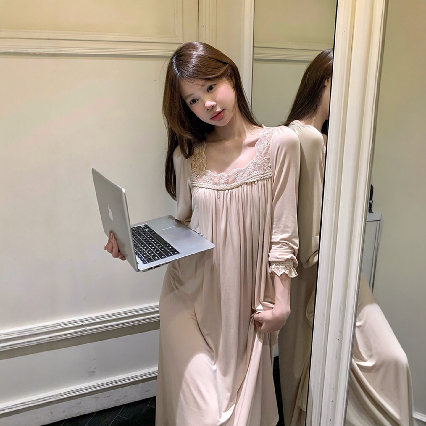 韩系舒适莫代尔长袖居家睡裙女图片