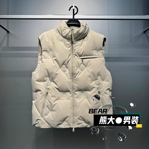 B1AGF4244太平鸟男装羽绒马甲