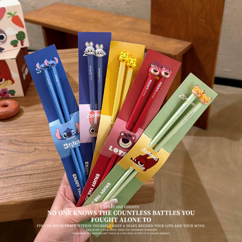 疯狂动物城草莓熊家用抗菌防霉高档耐高温合金儿童筷子迪士尼正版,餐饮具,筷子,淘宝优惠券,粉丝福利购,淘宝优惠卷