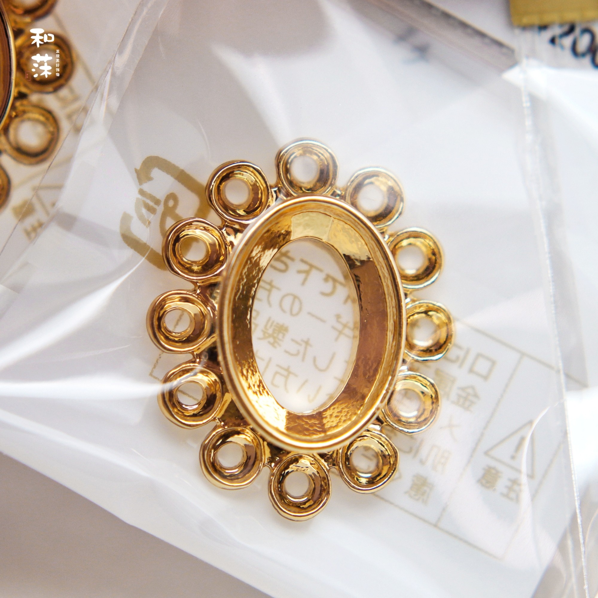 日本kiwa贵和 圆形椭圆形花瓣奥地利水晶石座平底粘贴diy饰品配件,饰品/流行首饰/时尚饰品新,其他DIY饰品配件,淘宝优惠券,粉丝福利购,淘宝优惠卷