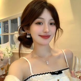 新款超仙闪耀锆石行星耳环时尚气质百搭高级感耳钉轻奢设计感耳饰