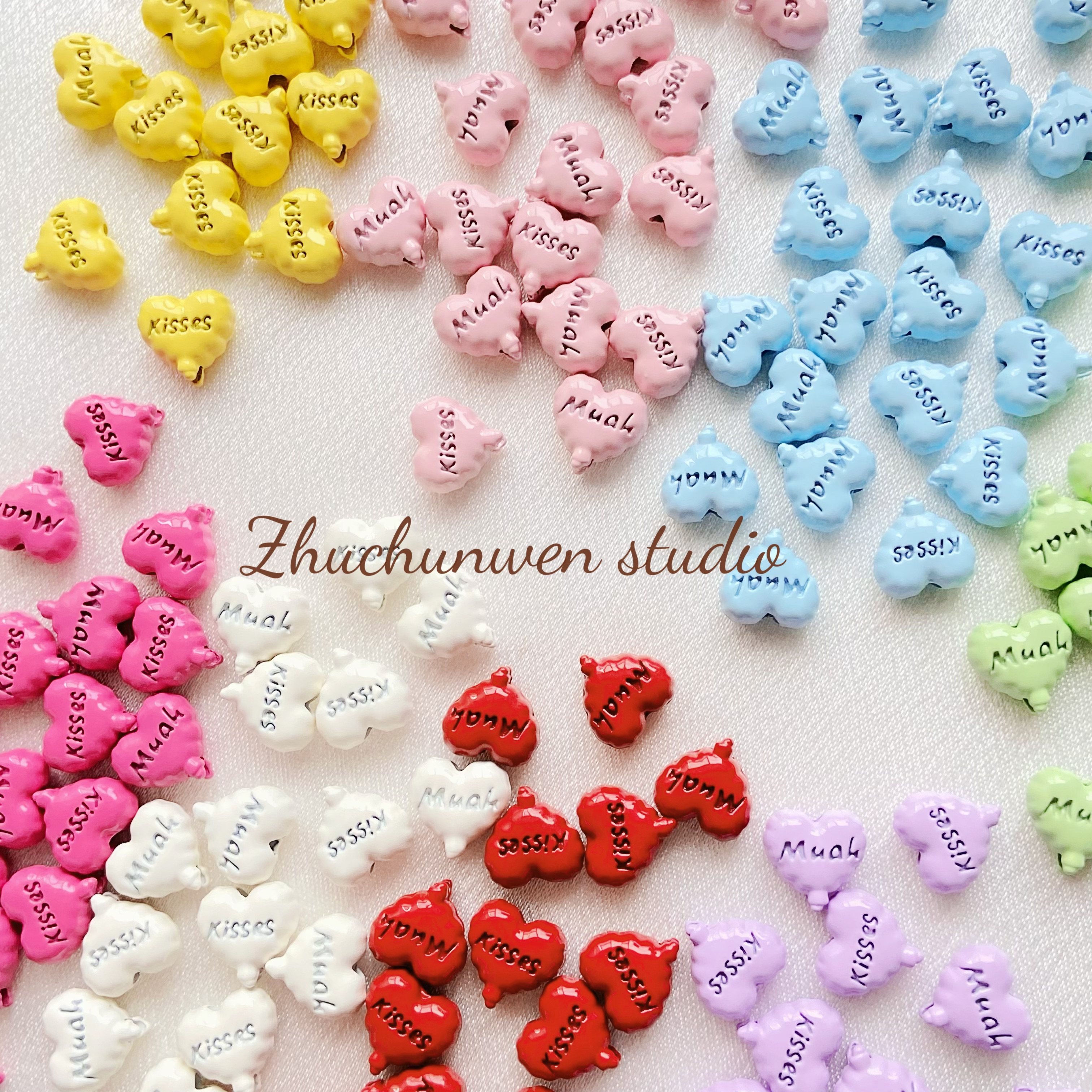 彩色多巴胺爱心竖孔合金喷漆英文字母diy手作手链饰品配件材料,饰品/流行首饰/时尚饰品新,其他DIY饰品配件,淘宝优惠券,粉丝福利购,淘宝优惠卷