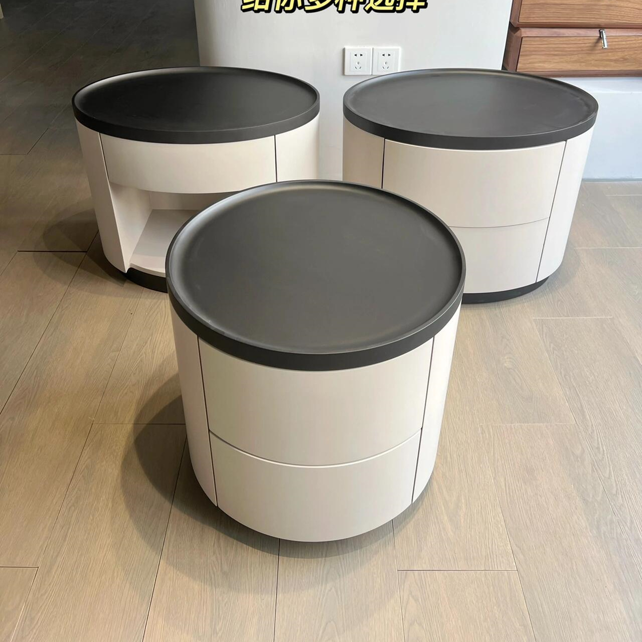 实木烤漆床头柜意式简约储存高级