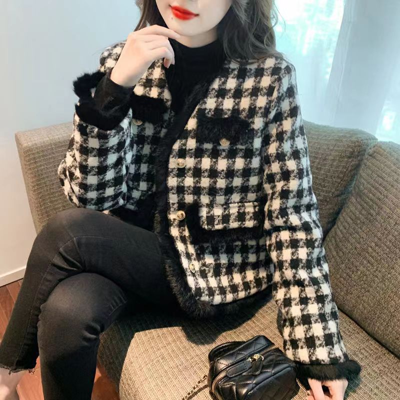 小香风粗纺外套女冬季新款加绒加厚保暖上衣短款毛边千鸟格子