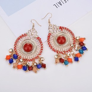 The new 2018 Bohemian tassel meters pearl earrings女米珠耳钉