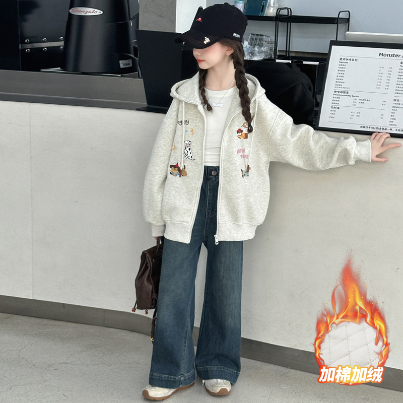 女童卫衣外套秋冬款2025新款洋气儿童冬装加厚连帽女孩上衣牛仔裤