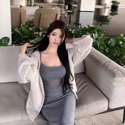 纯欲针织镂空收腰修身吊带连衣裙女性新款夏季气质包臀长裙名媛