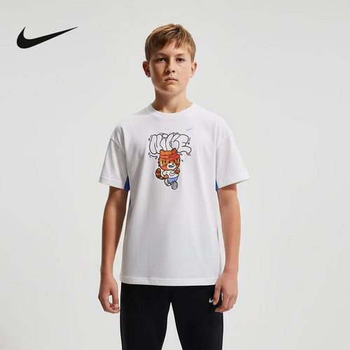 NIKE耐克男童T恤夏季新款图案印花圆领休闲短袖针织衫IV2635-100