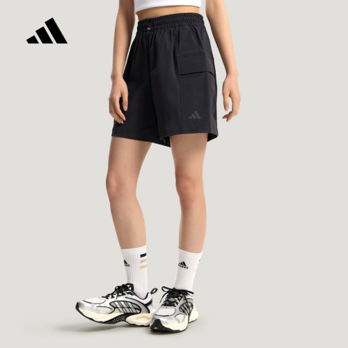 adidas阿迪达斯时尚工装宽松拒水运动裤2026夏女梭织短裤 KS5374