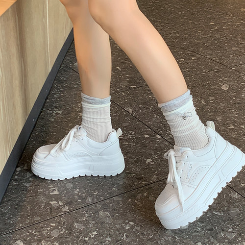 小白鞋女款百搭厚底增高白色板鞋