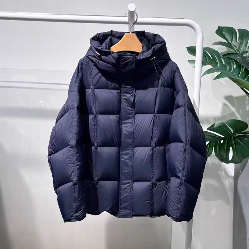 2025冬季设计师款轻奢风女装百搭宽松减龄连帽短款羽绒服保暖外套