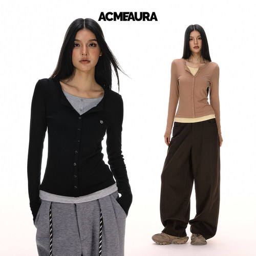 ACMEAURA 美式V领长袖冬季设计感内搭长袖t恤女2025新款撞色上衣