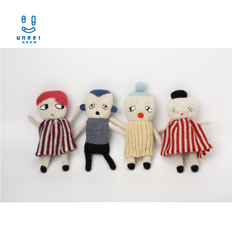 亲肤丹麦品牌时尚玩偶美女潮玩