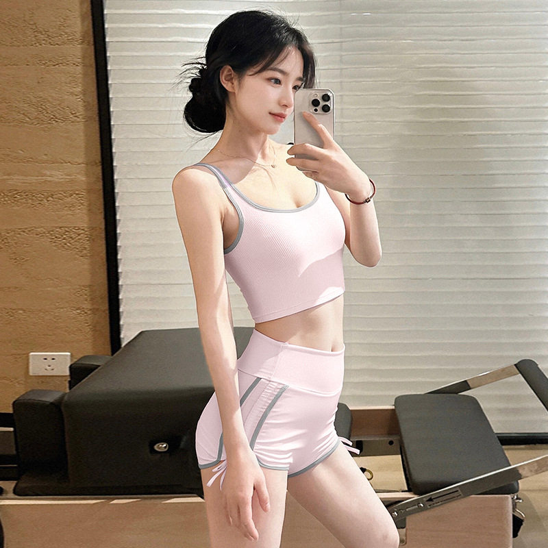 瑜伽服女套装春夏带胸垫吊带背心女2026新款外穿运动健身服两件套